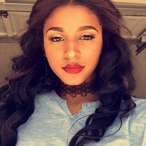 Meet your Posher, Cai